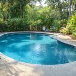 Comment entretenir une piscine en béton projeté avec des solutions respectueuses de l&rsquo;environnement